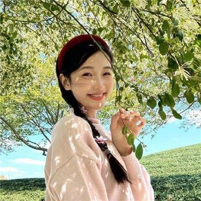 粉红色和铲子